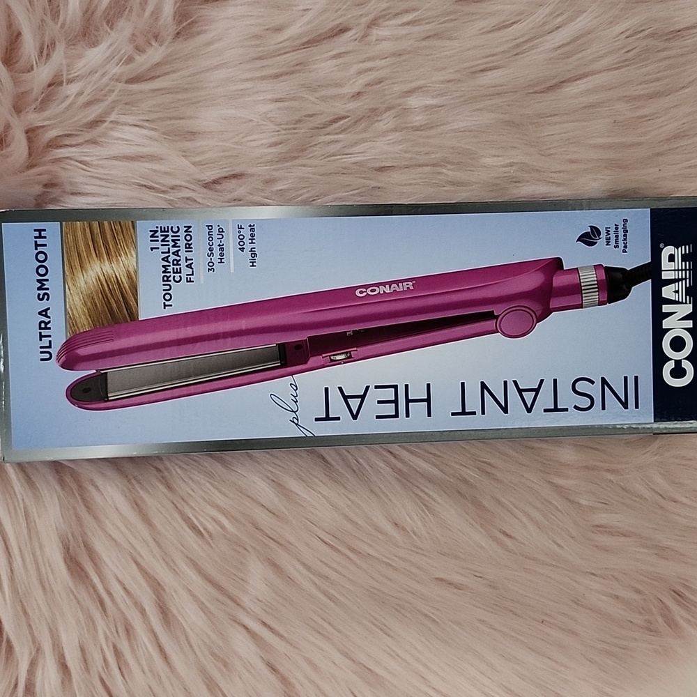 Brand New CONAIR INSTANT HEAT PLUS TOURMALINE CERAMIC FLAT IRON-1"